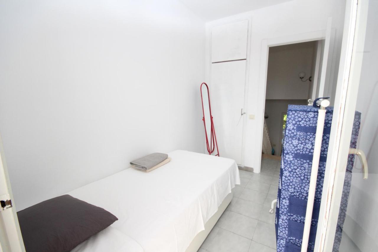 Villa Casa En Masnou Junto A Playa Y Tren Exterior foto